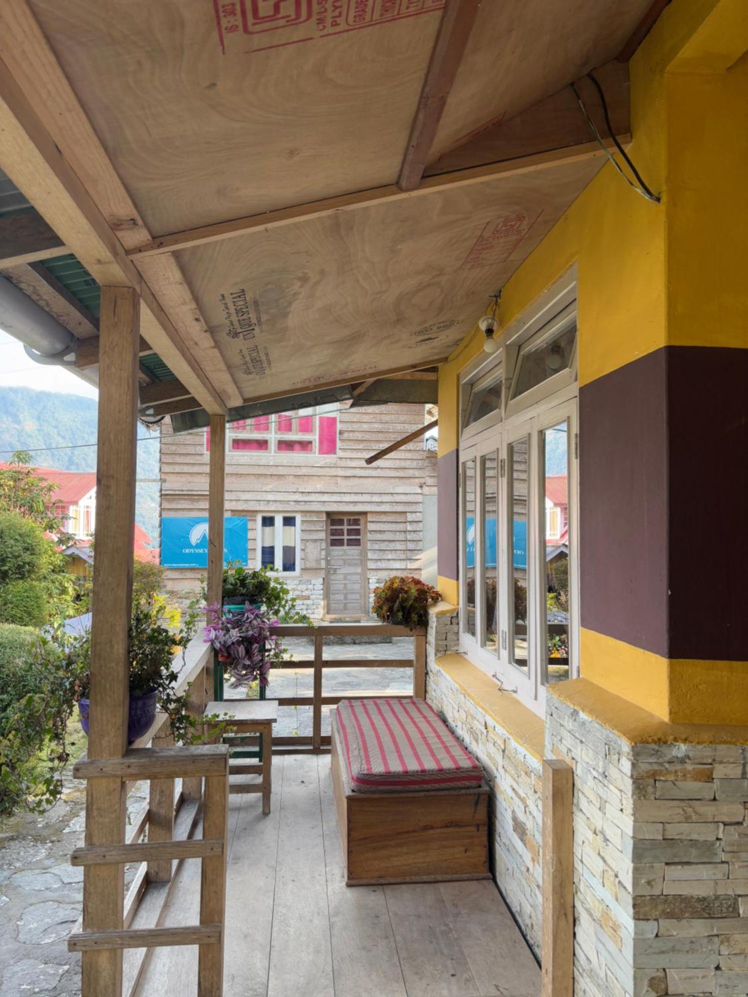 Odyssey'S Darap Eco Retreat Apartment Pelling Exterior photo