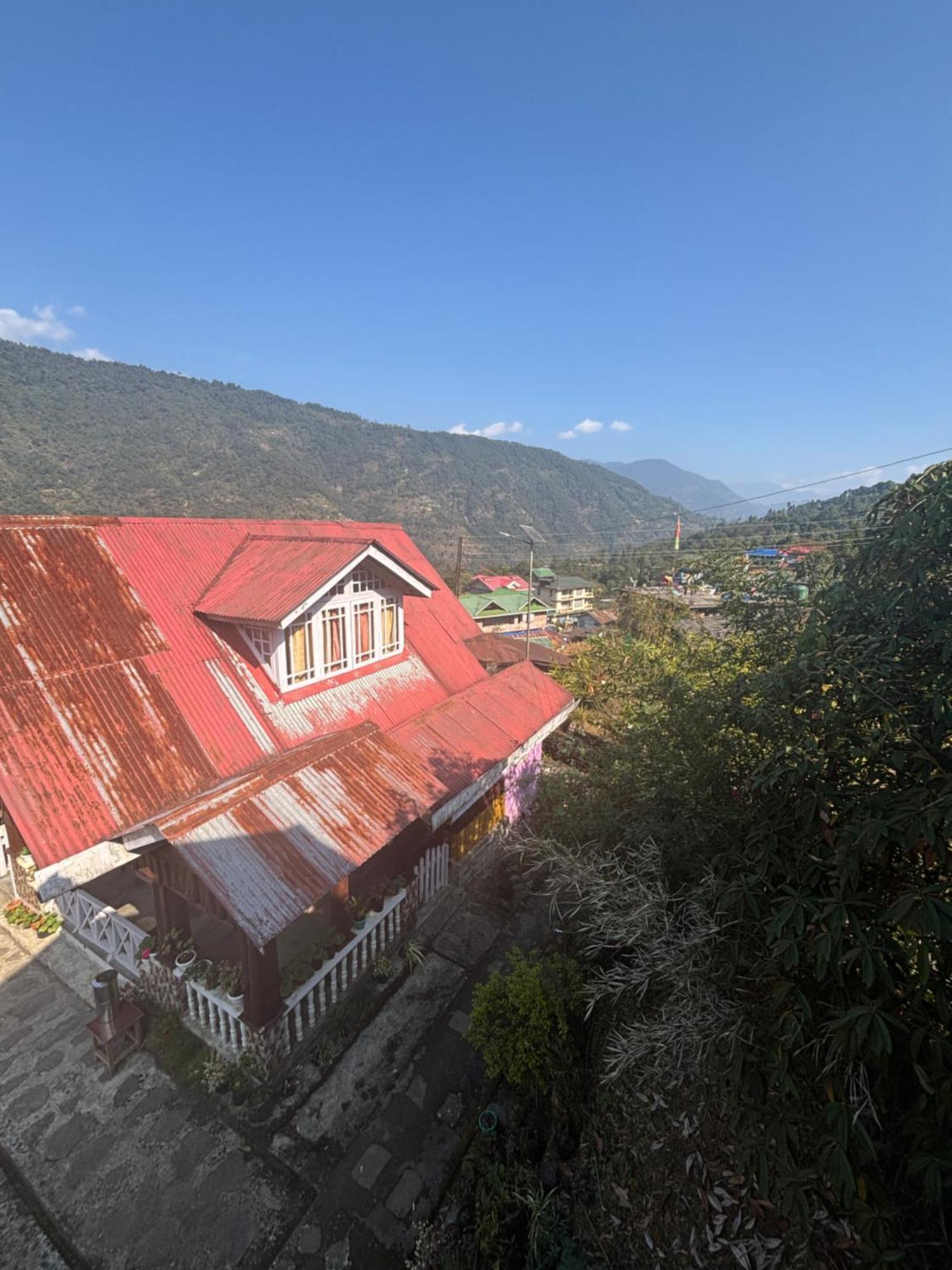 Odyssey'S Darap Eco Retreat Apartment Pelling Exterior photo